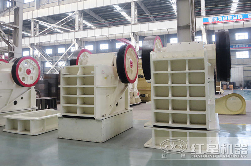 不同型號的小型顎式破碎機(jī)